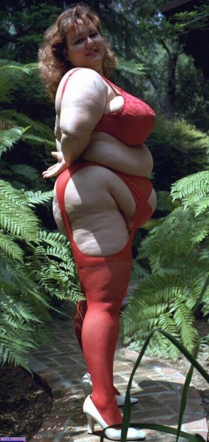 BBW Mel with huge saggy tits