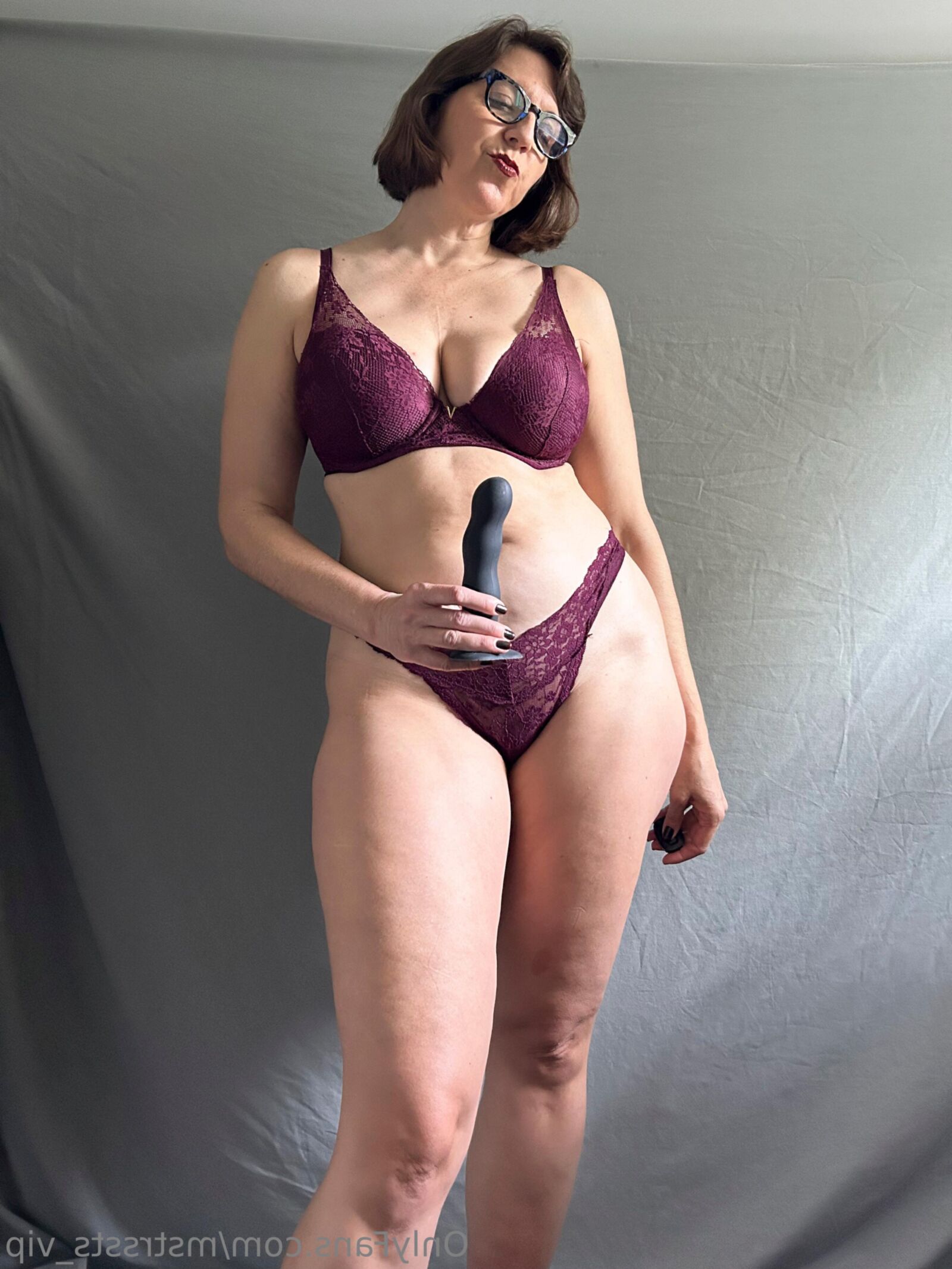 Senhora provocando