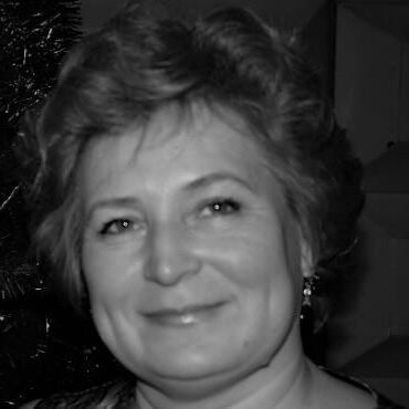 Mature Ludmila from Izhevsk in Russia want to be not recognized