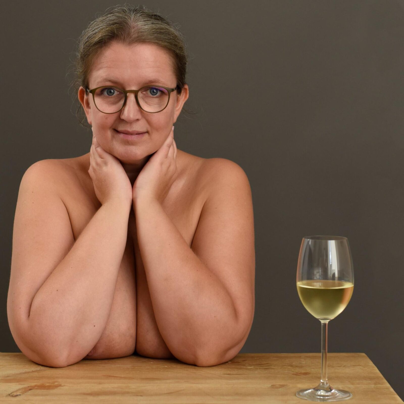 Frauke Curvy Mature Model