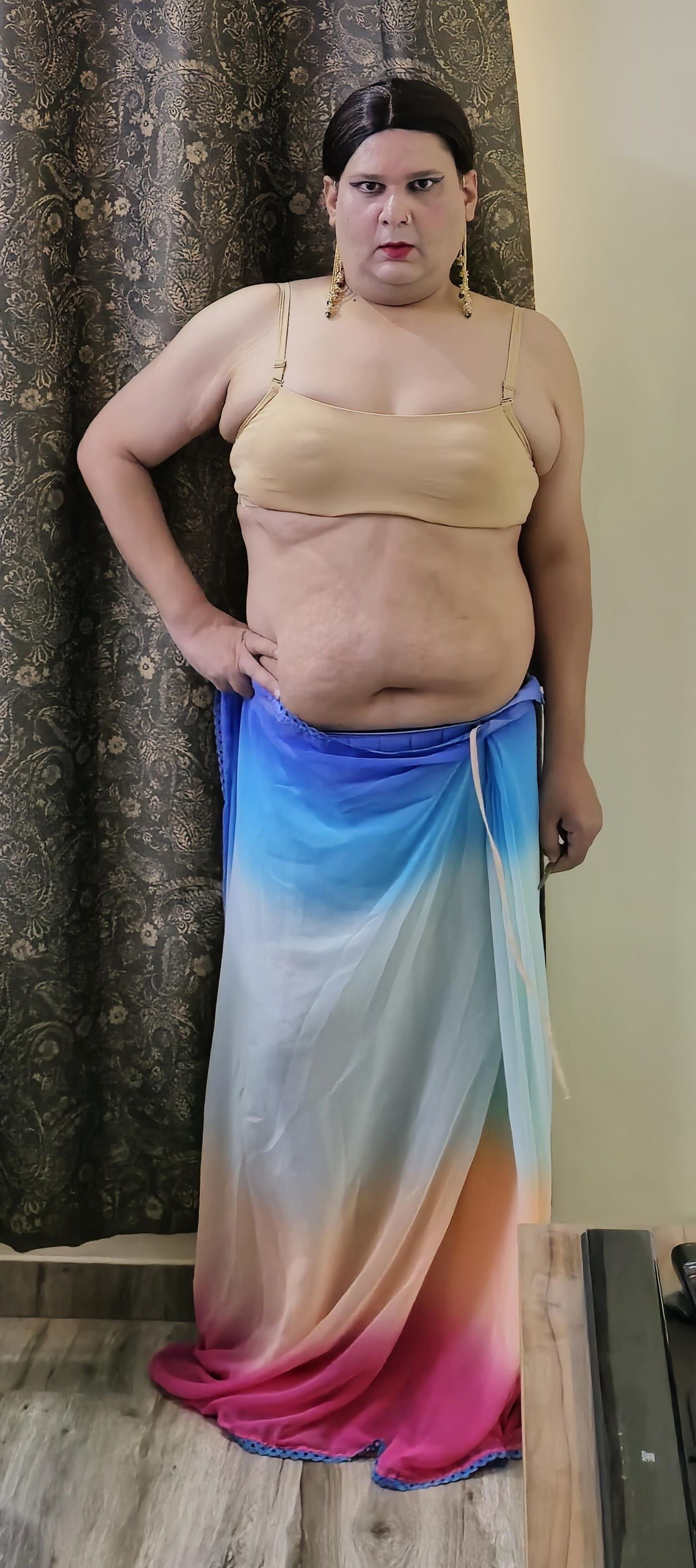 Travesti Monica M Sentindo -se Slutty