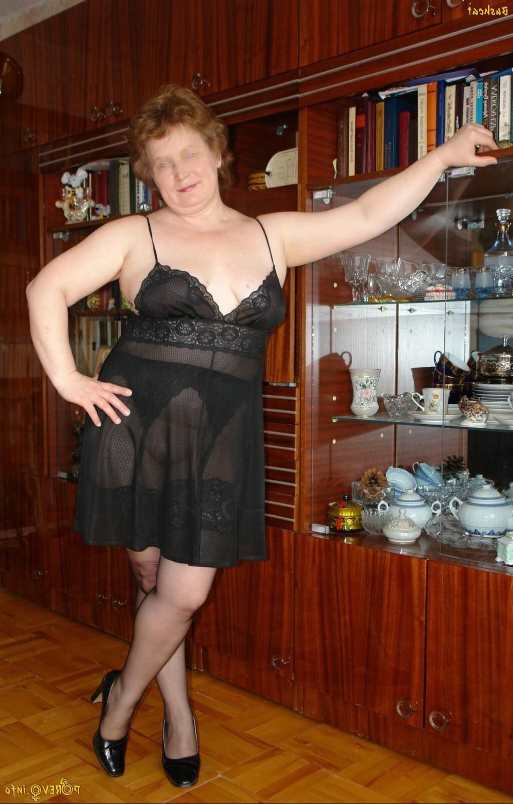 Mature Ludmila from Izhevsk in Russia want to be not recognized