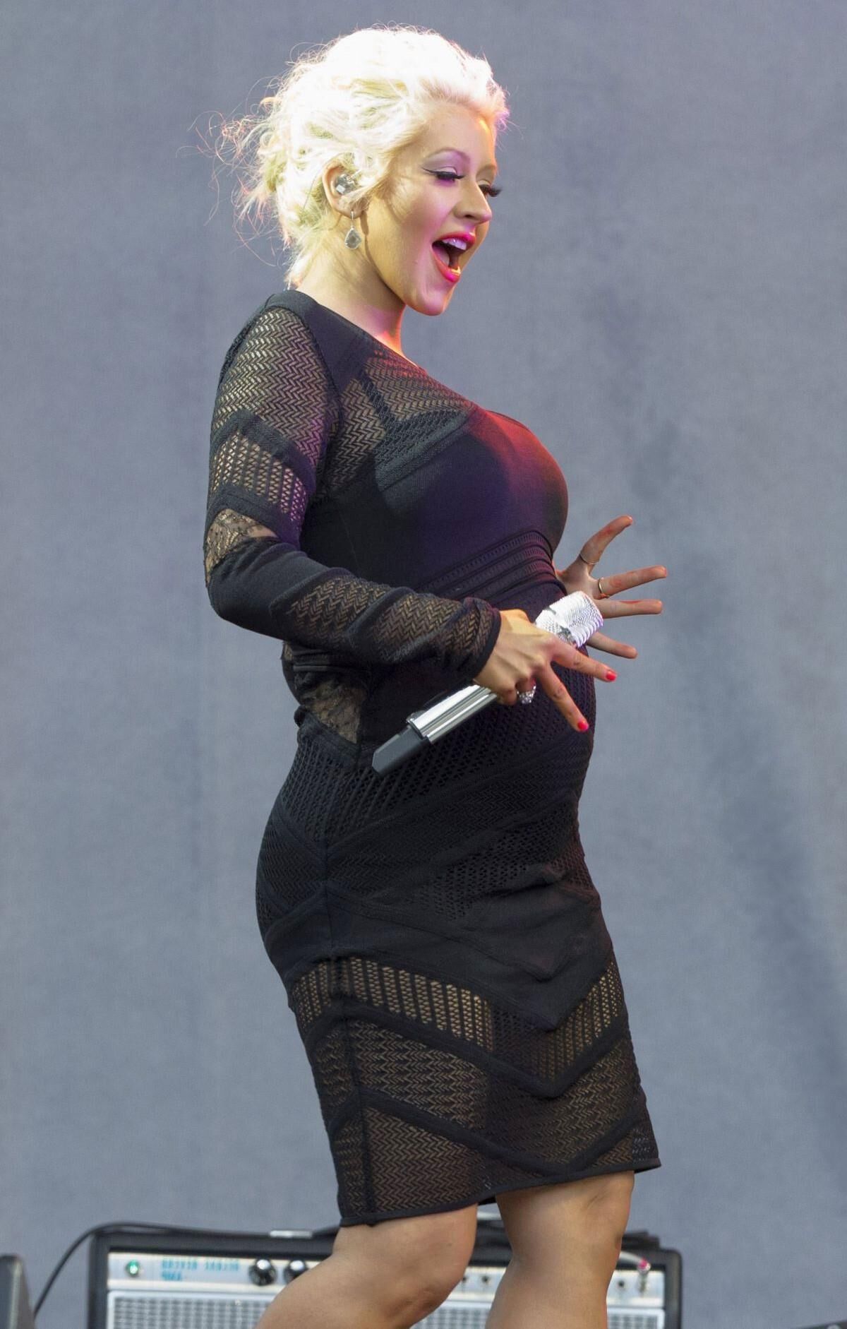 Christina Aguilera, transformation en une épaisse salope de latin latina
