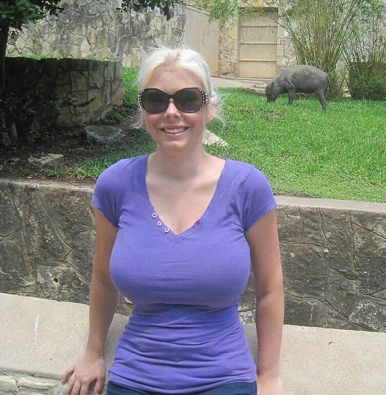 Older ladies with big bosoms