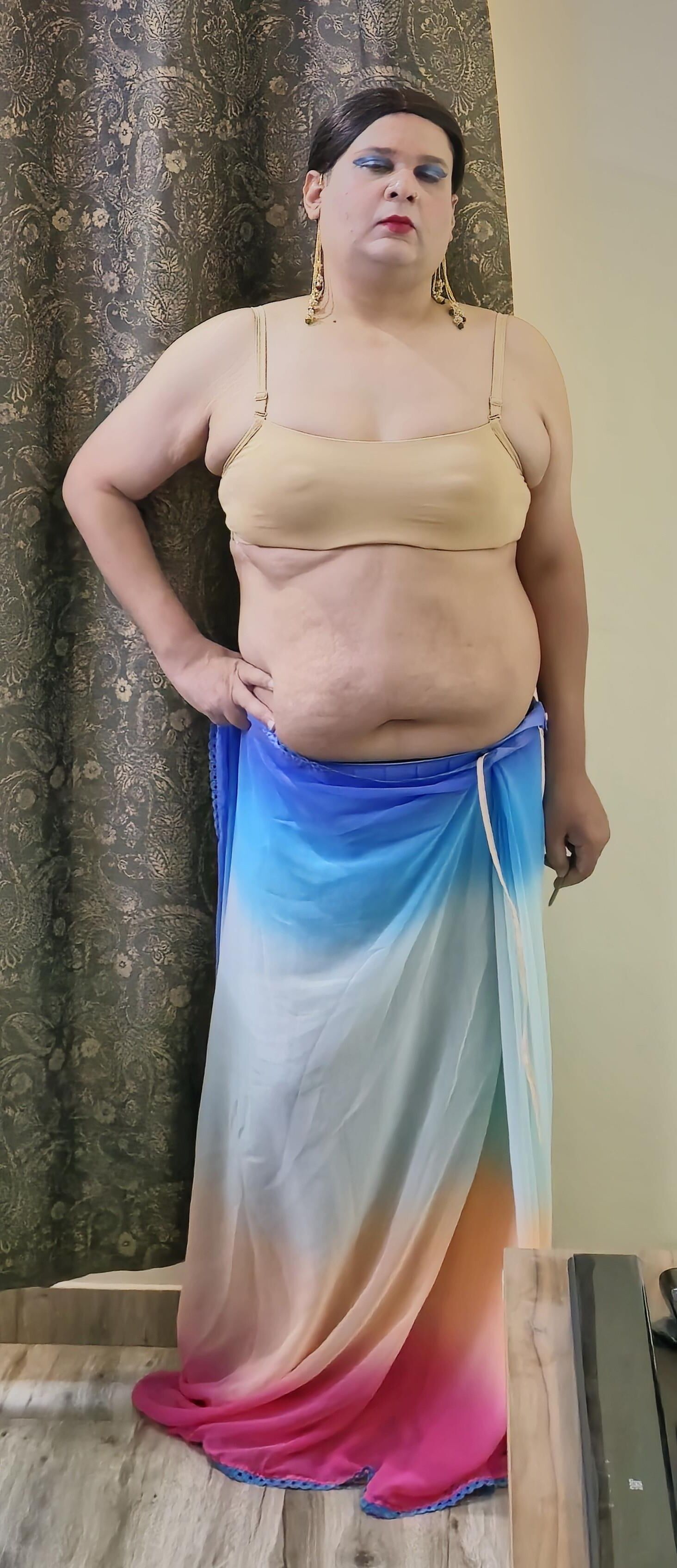 Travesti Monica M Sentindo -se Slutty