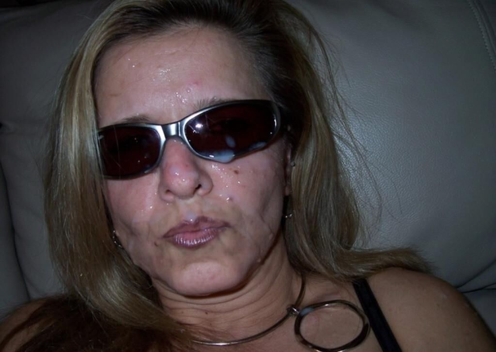 Milfs and mothers 