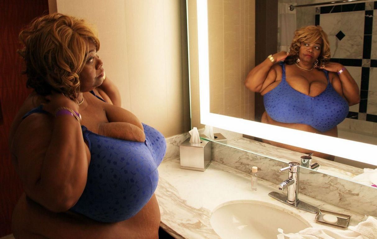 L'amour des grands seins Norma