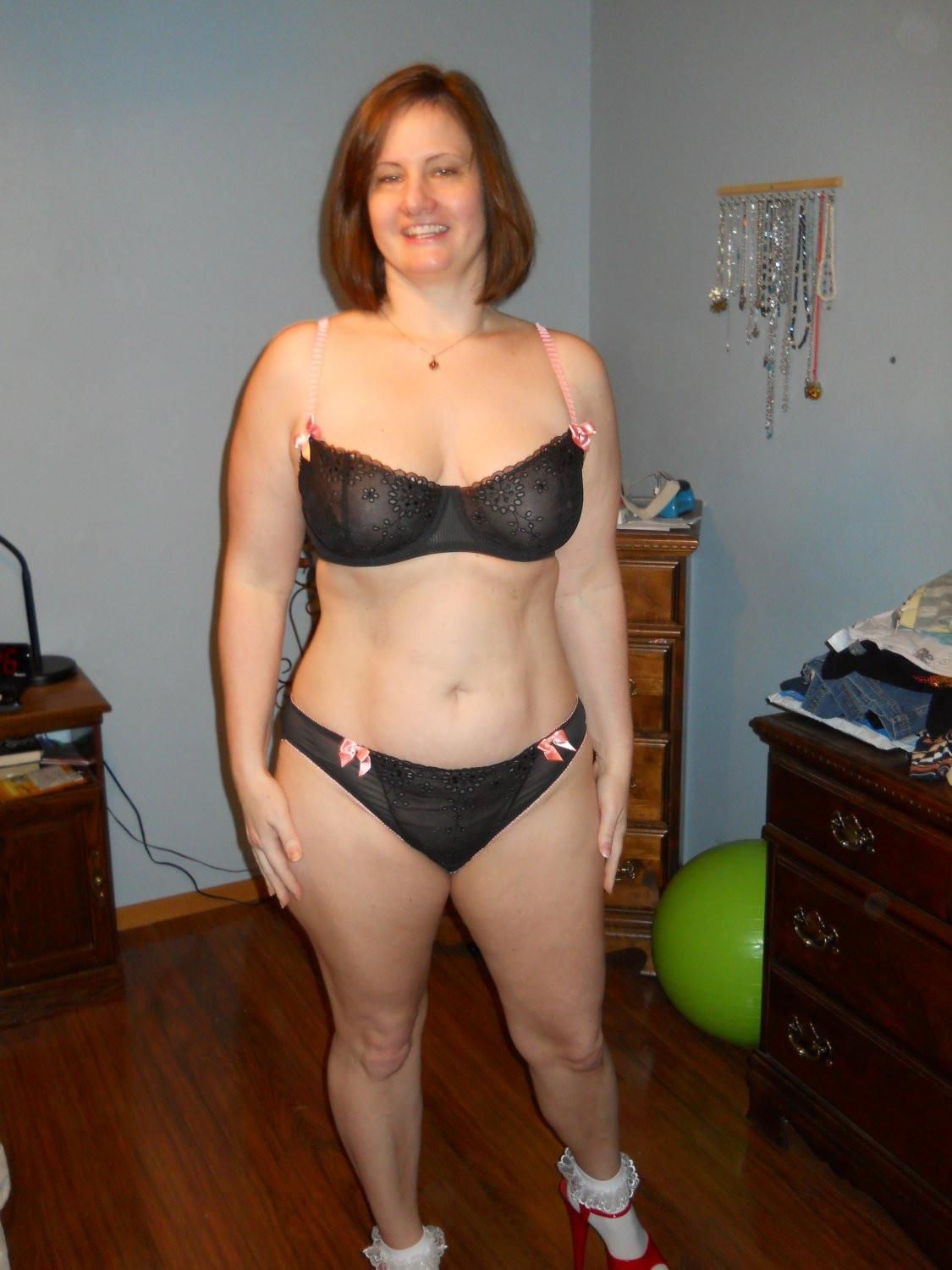 Peituda amadora hotwife holly