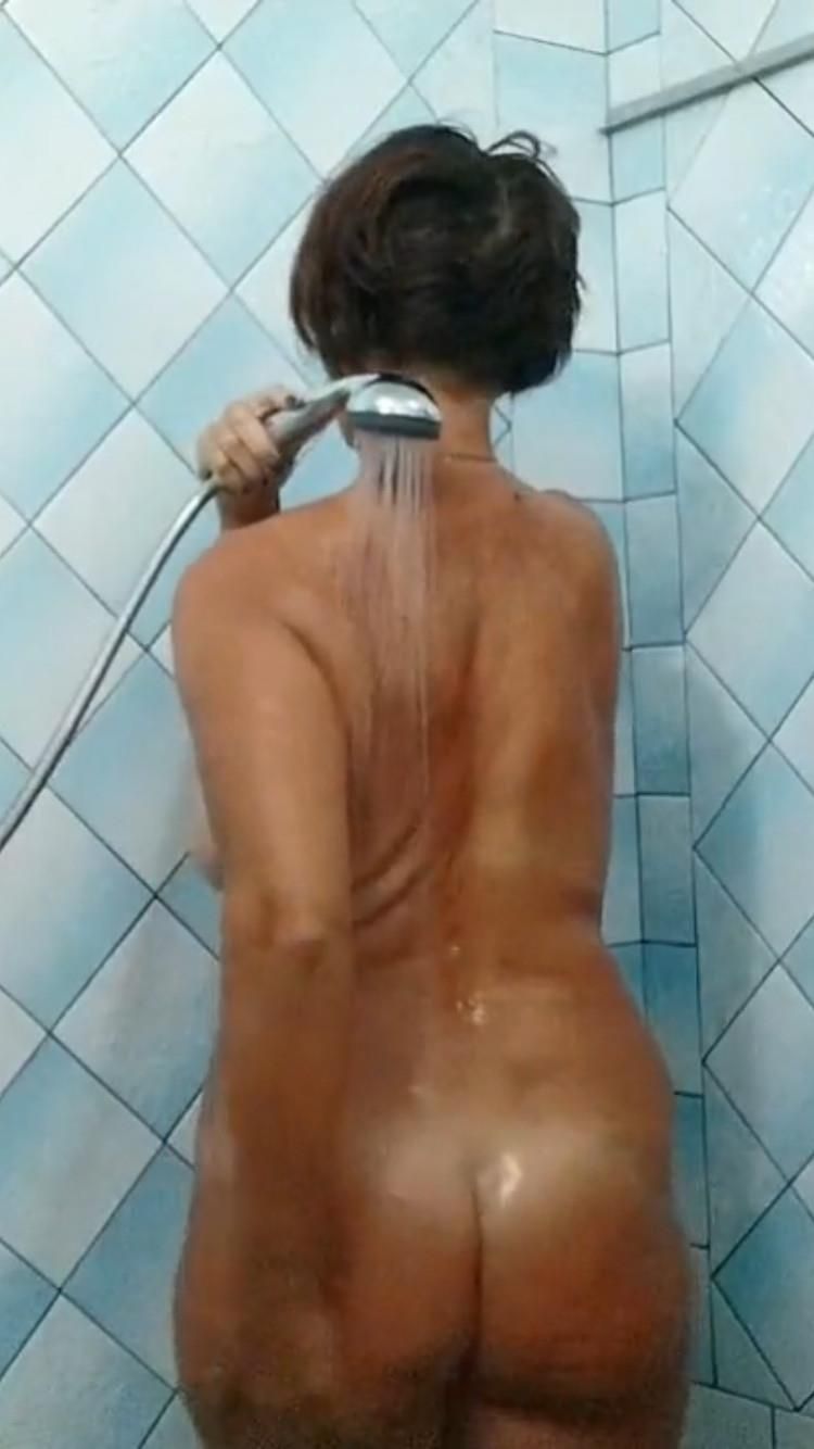 Сексуальная зрелая леди