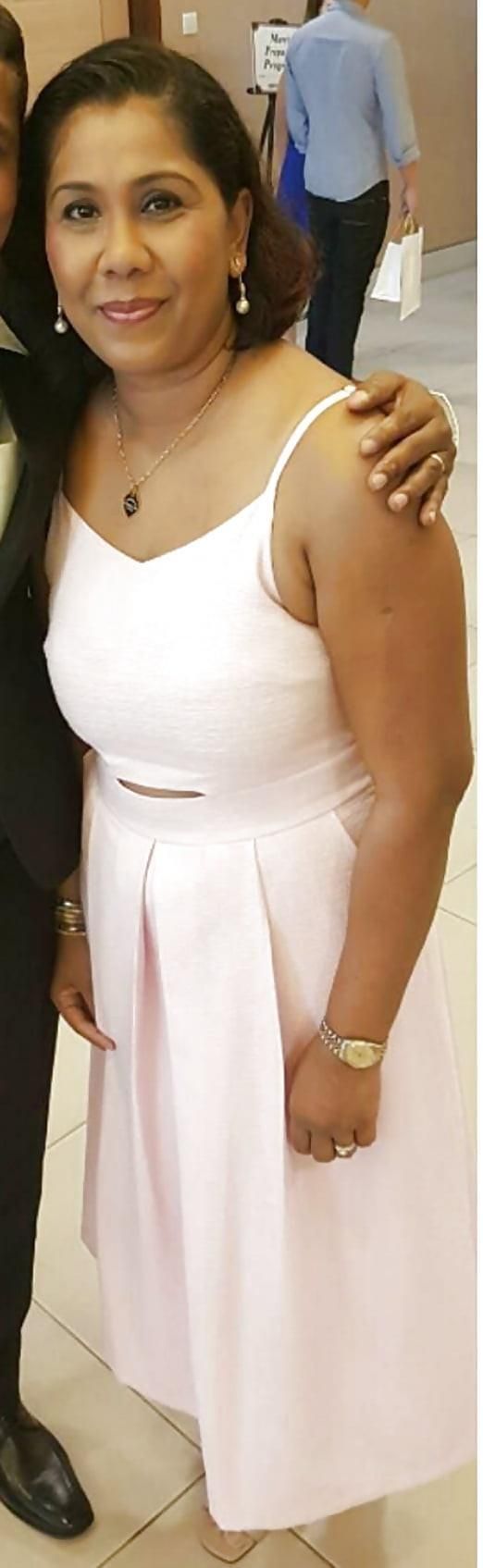 Big Boobs Church Milf Salope