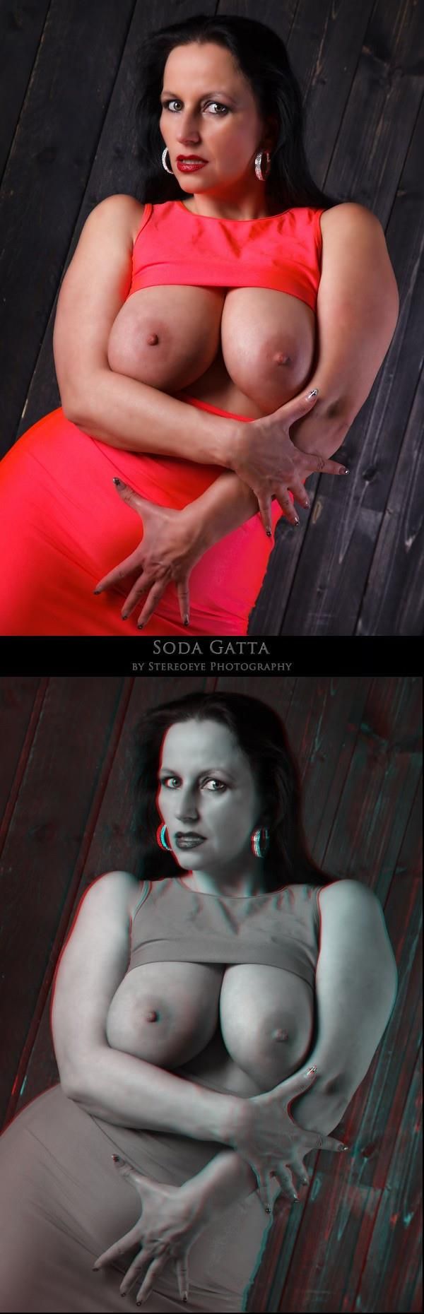 Modèle de sablier sinueux allemand de Soda Gatta