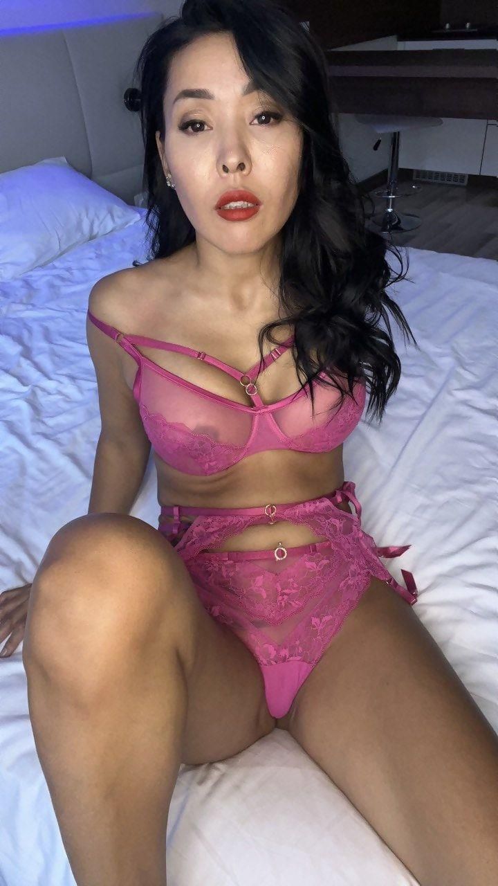 milf asiatique