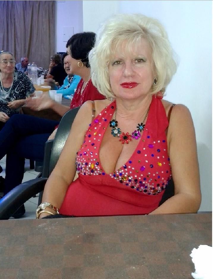 Granny madura
