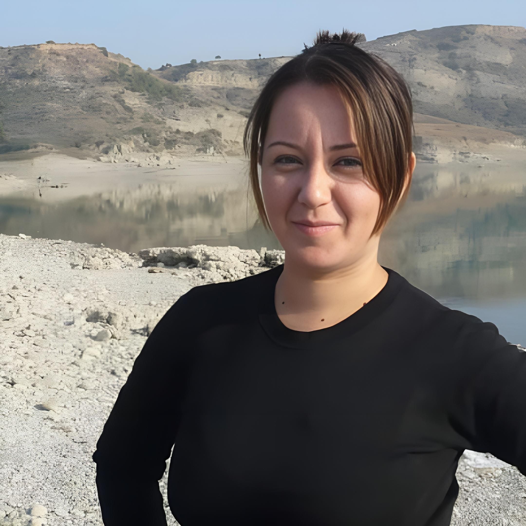 Türkische reife Dame Bilder