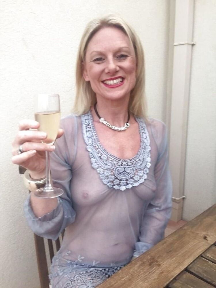 SAGGIES AND HANGERS 