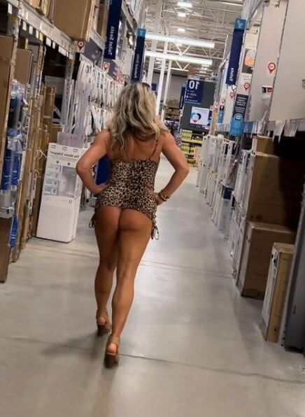 Mature Amateur Hotwife Tracy