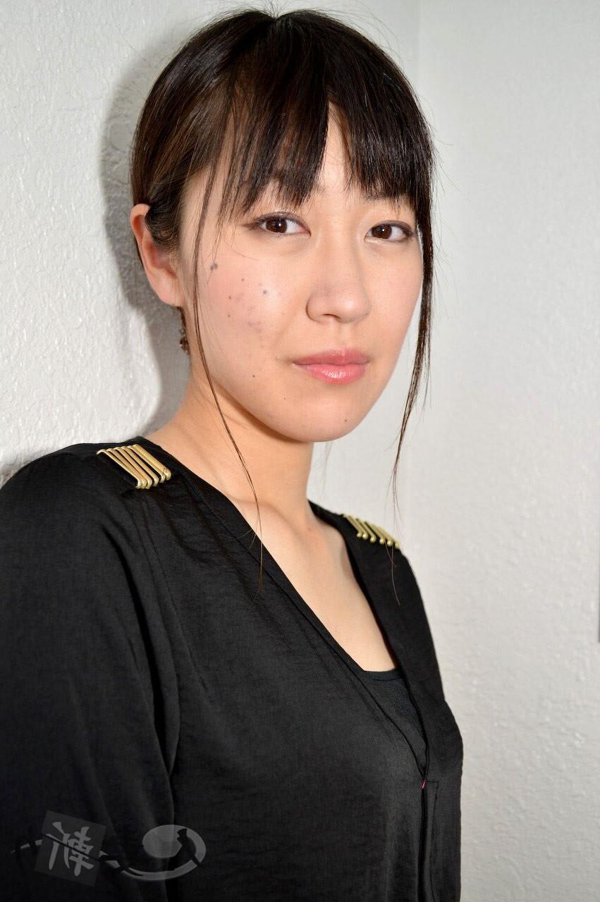 SCREWED JAPANESE HOUSEWIVES #