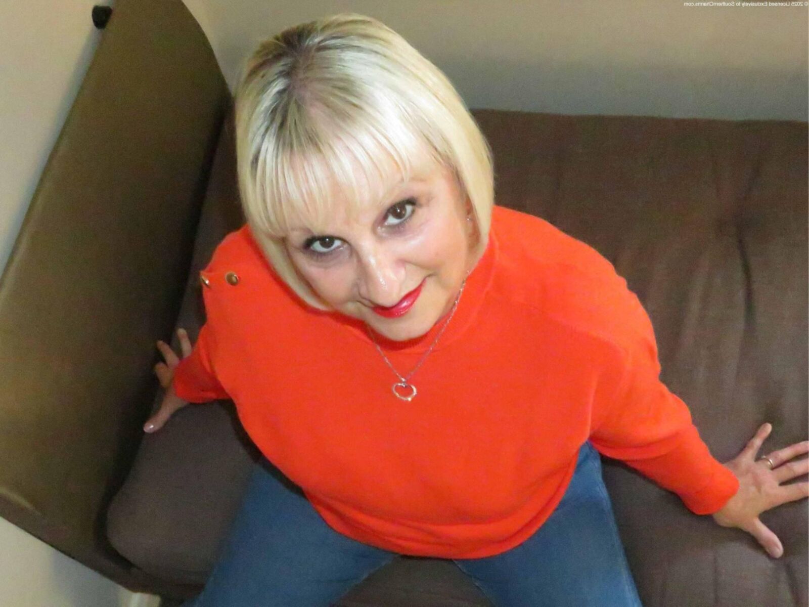 Judith Sexy Bum Mature 
