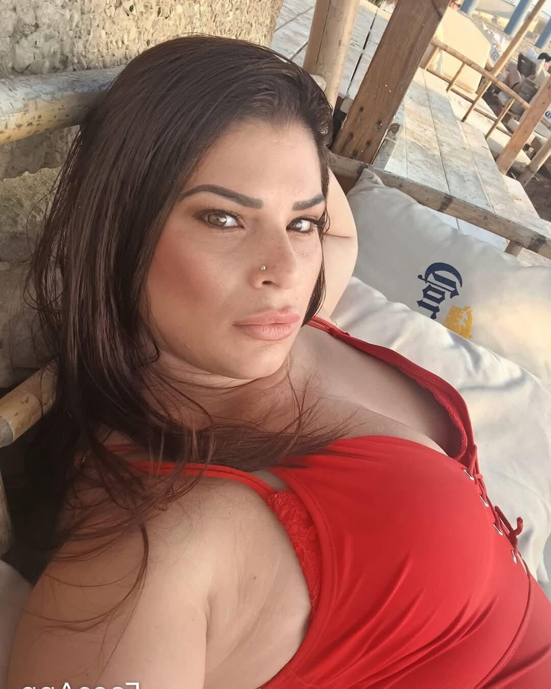 Divorced Israeli MILF REUT