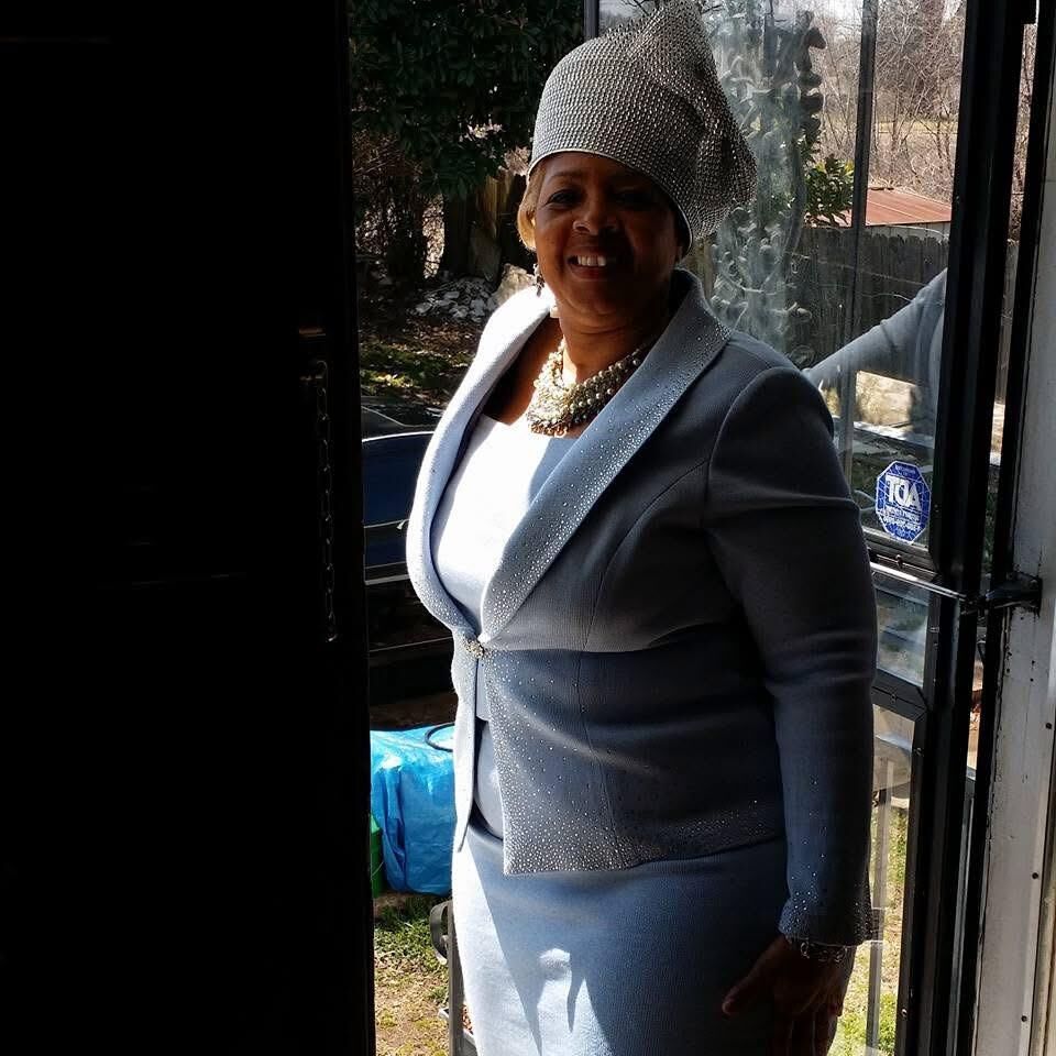 Thick Black Church Going Granny