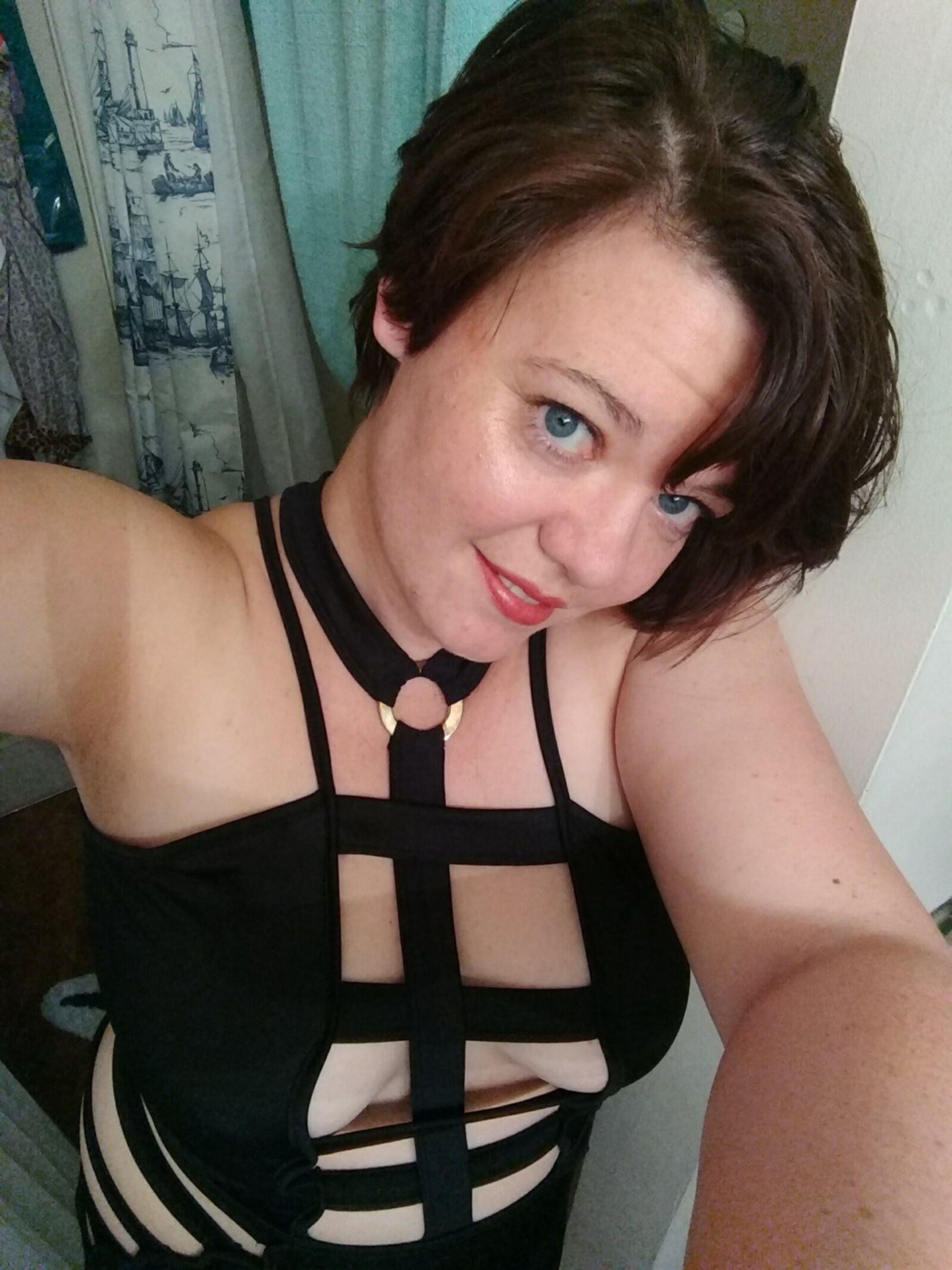 Collection Zelihawhore Friendslut épouse exposée des seins amateurs
