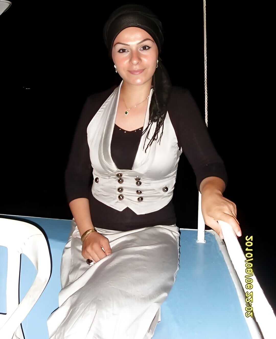 VINTAGE TURKISH HIJAB SEXSI PHOTO 