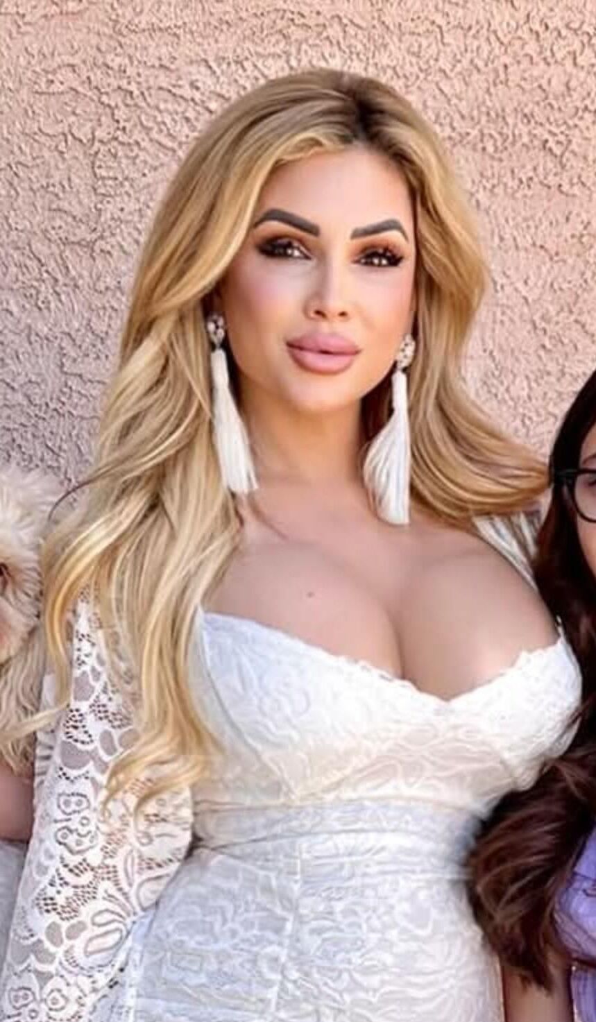 Ultimate Bimbo Milf Mom 
