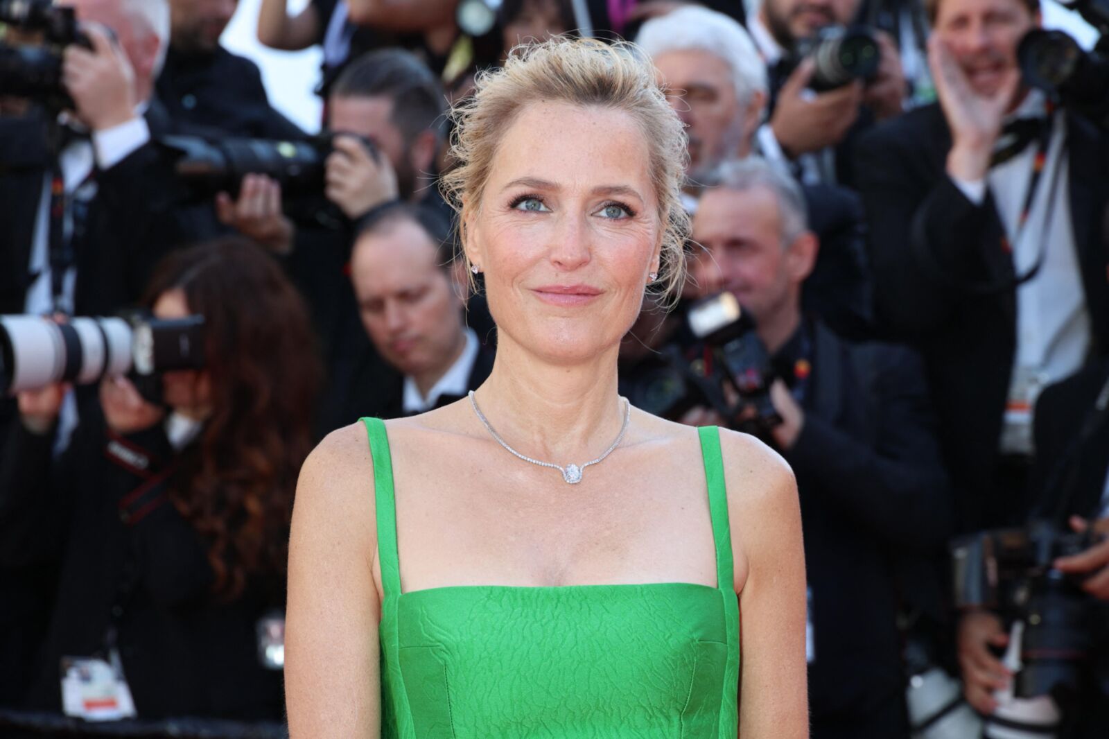 Gillian Anderson Cannes films festival 