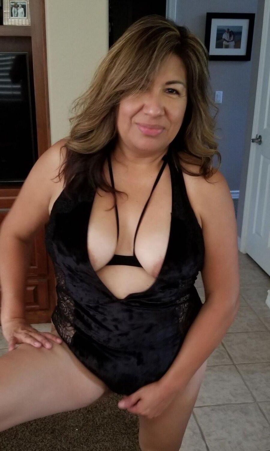 SoCal Amateur Hotwife Lisa Valez