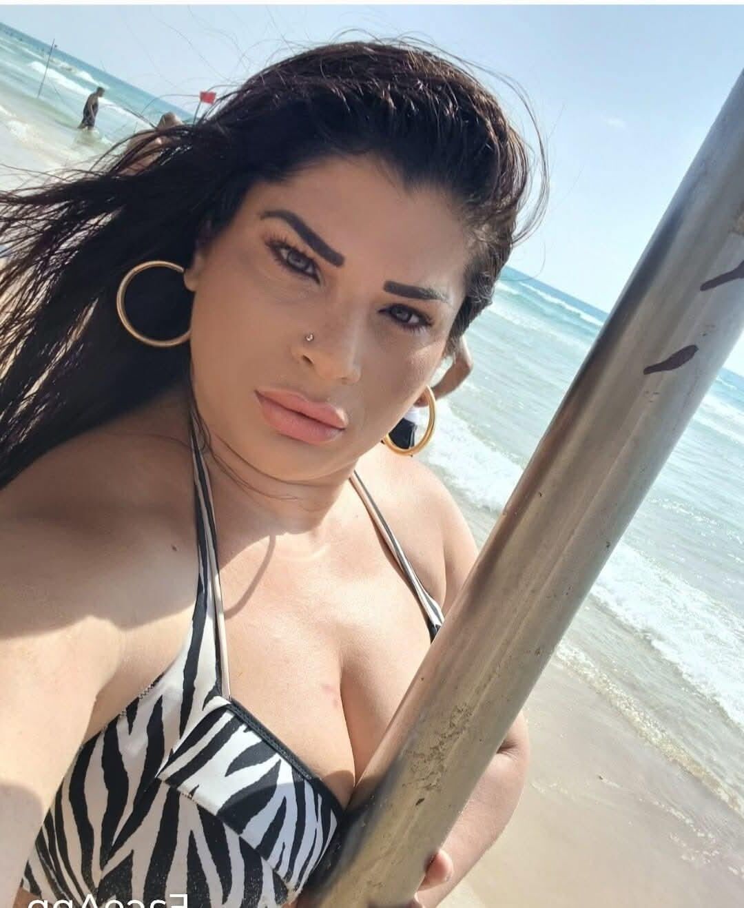 Divorced Israeli MILF REUT