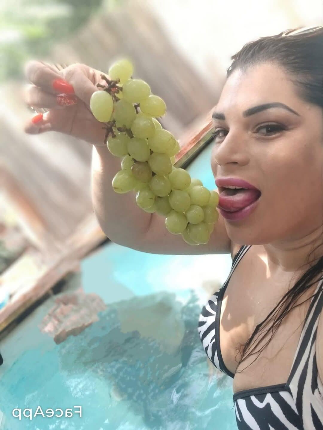 Divorced Israeli MILF REUT