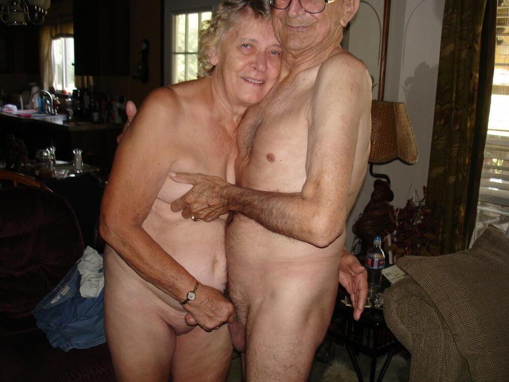 Mature couples to play with 
