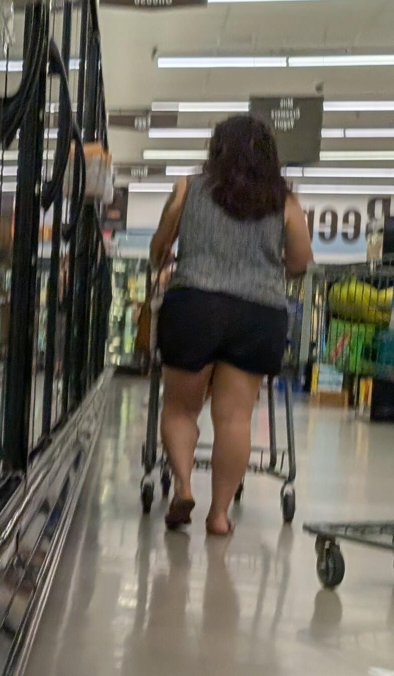 Shopping for milfs