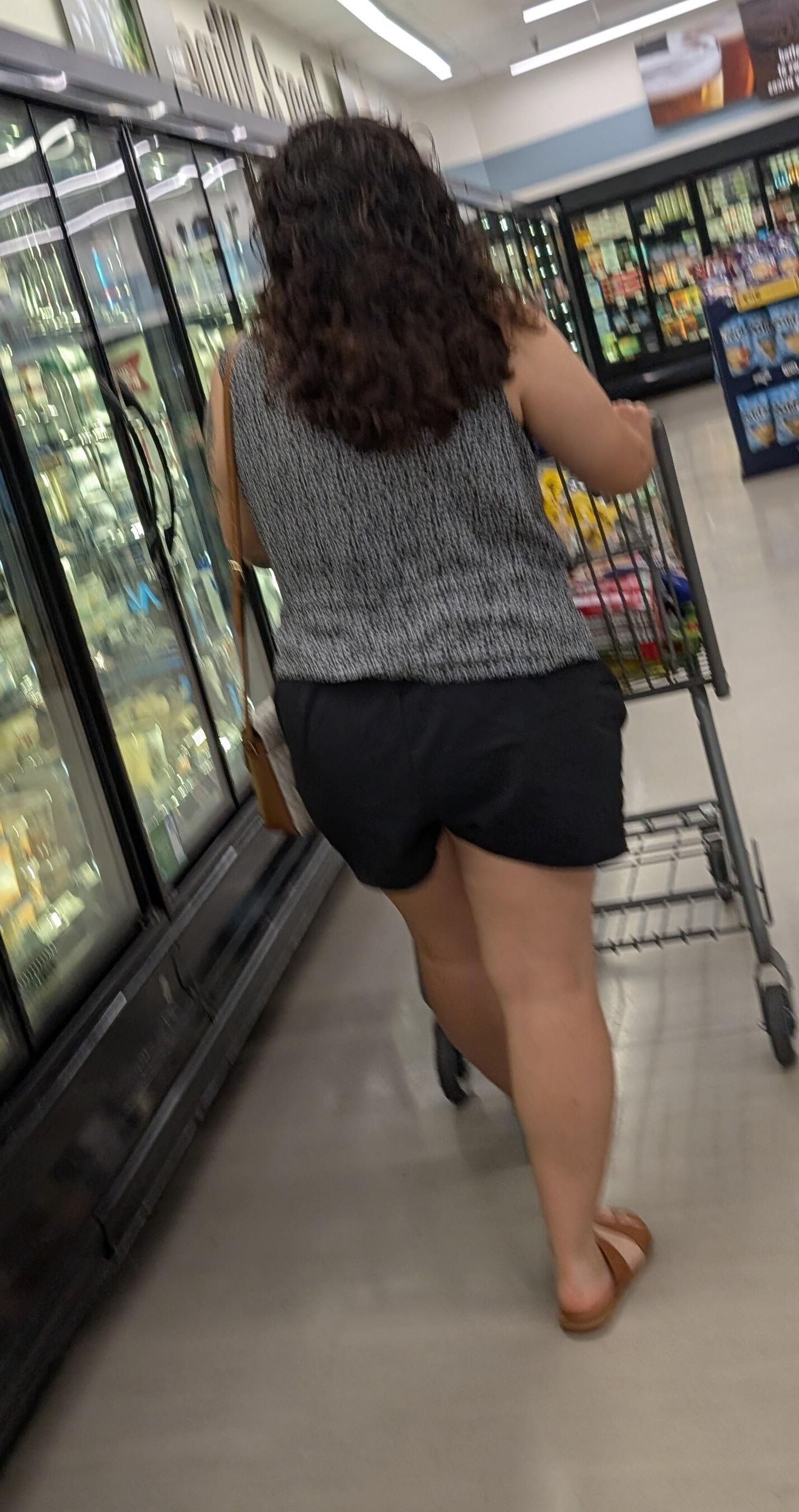 Shopping for milfs