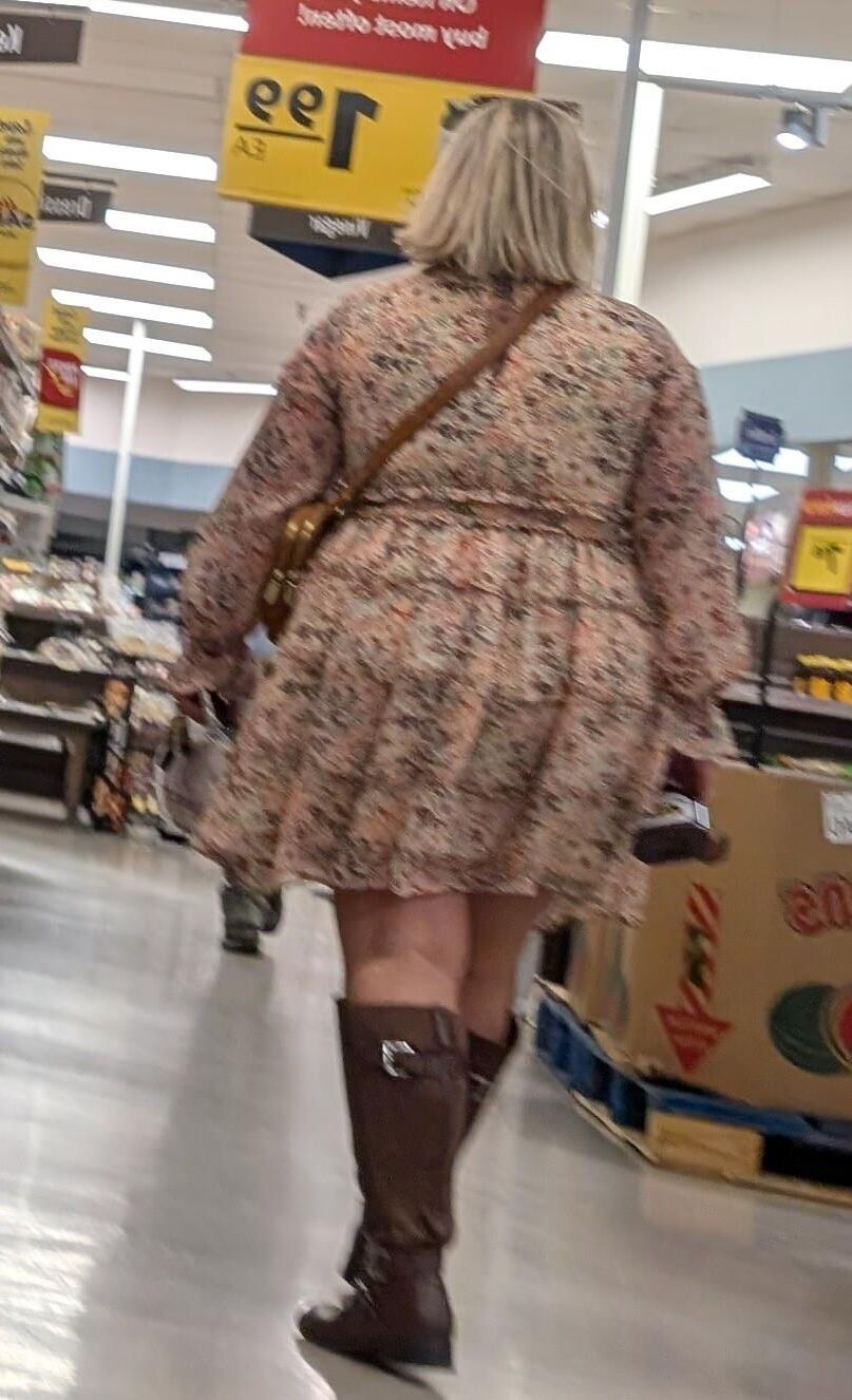 Shopping for milfs