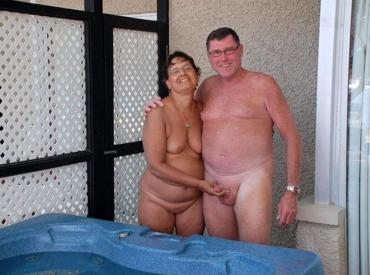 Mature couples to play with 