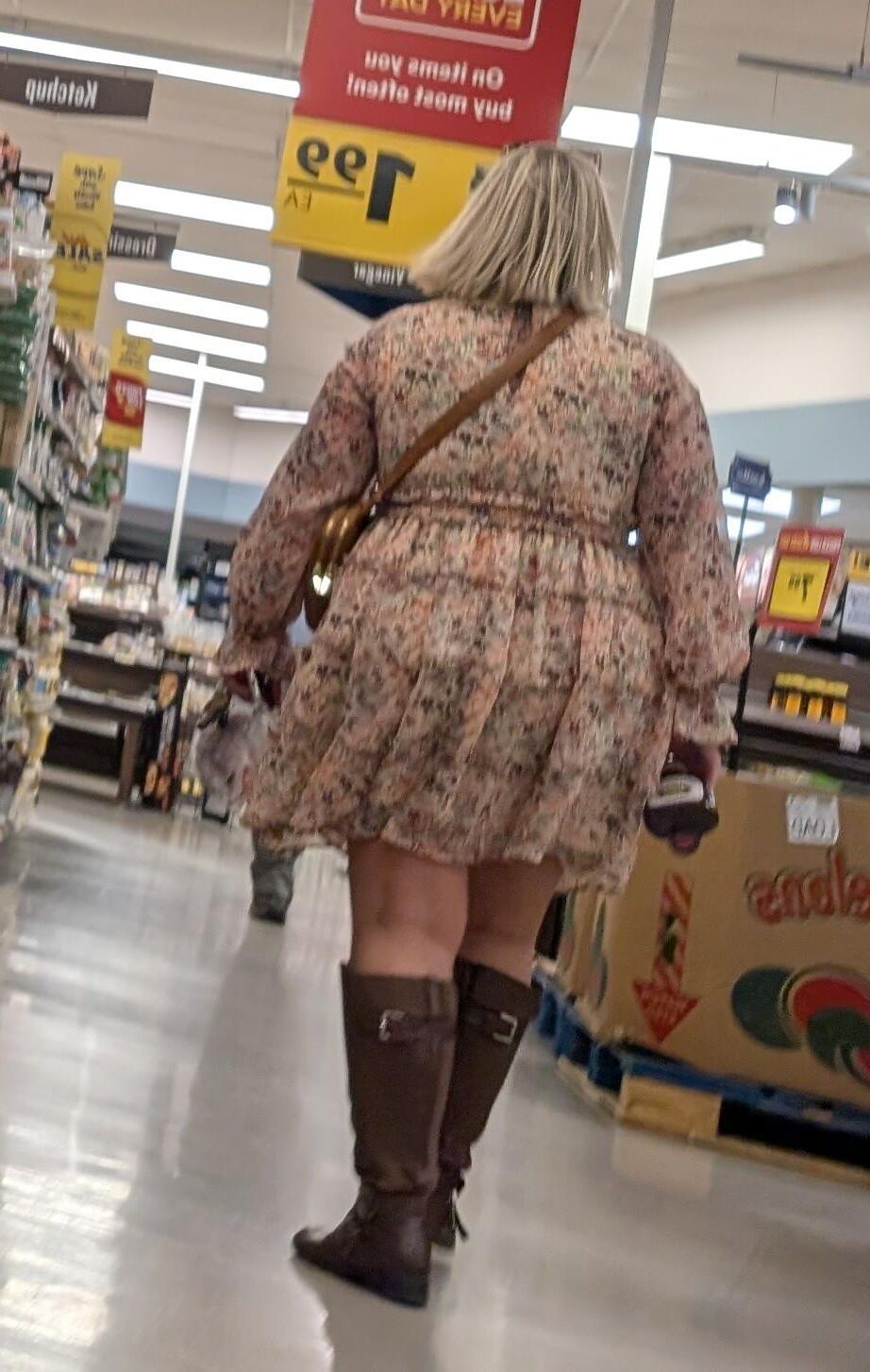 Shopping for milfs