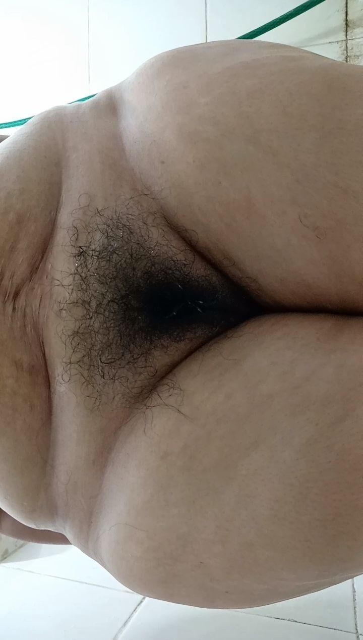 Hairy pussy latina 