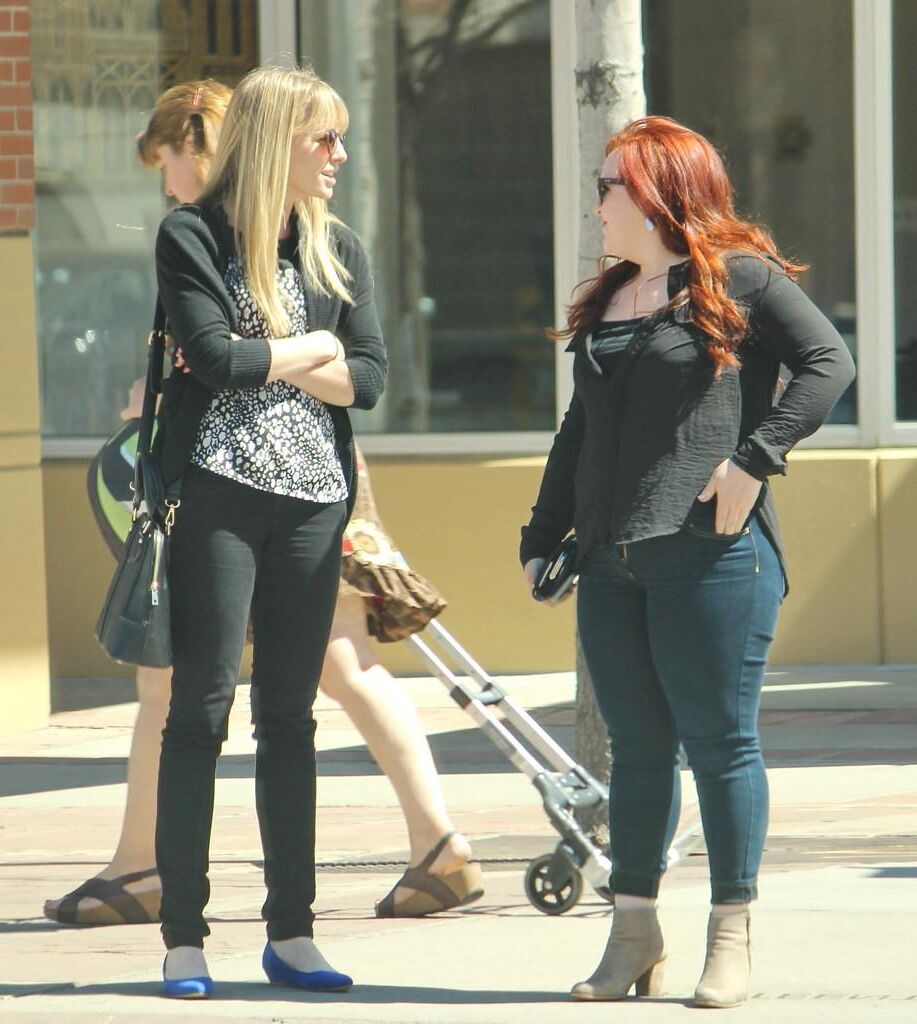 Flicking Finds of Beauty Random Candids