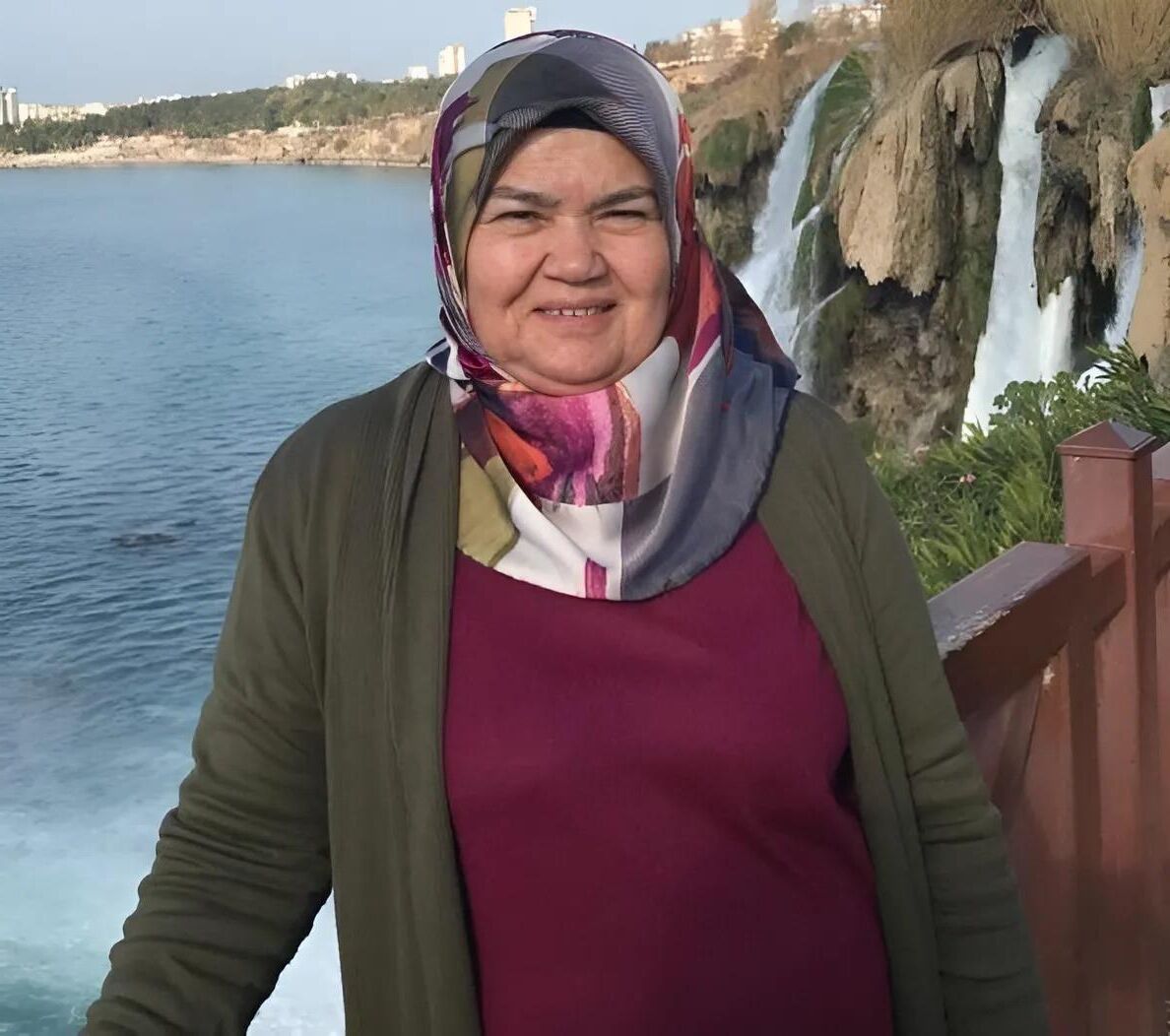 TURKISH SEXY HIJAB 