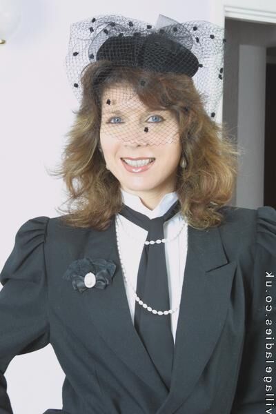 Lorraine in a veil