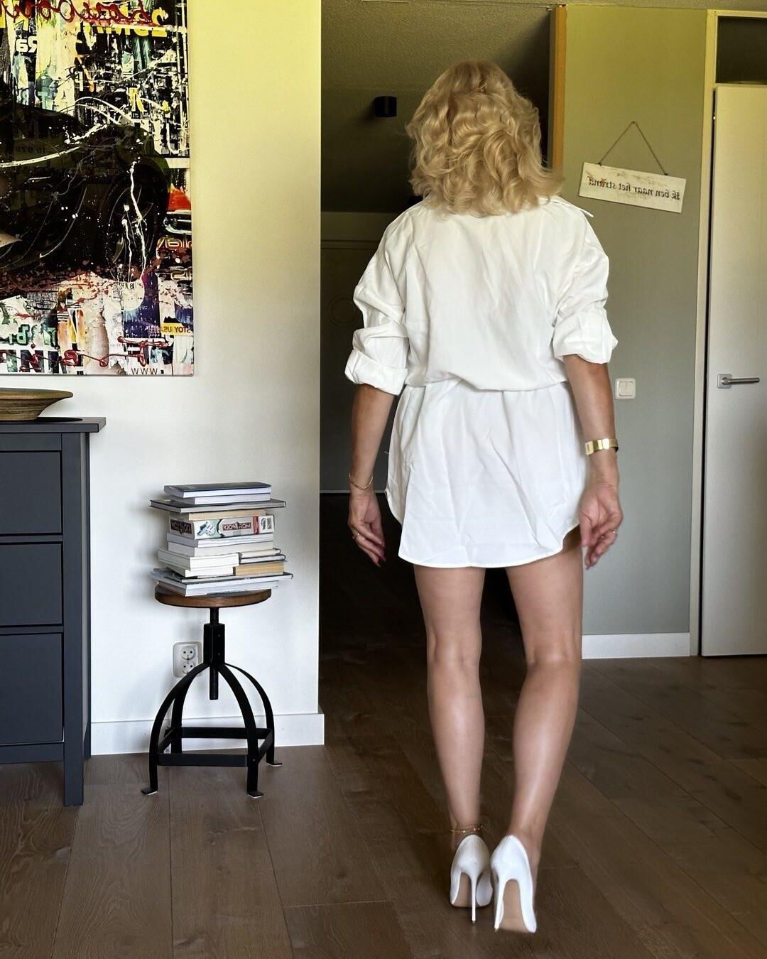 Lady M portant des bas