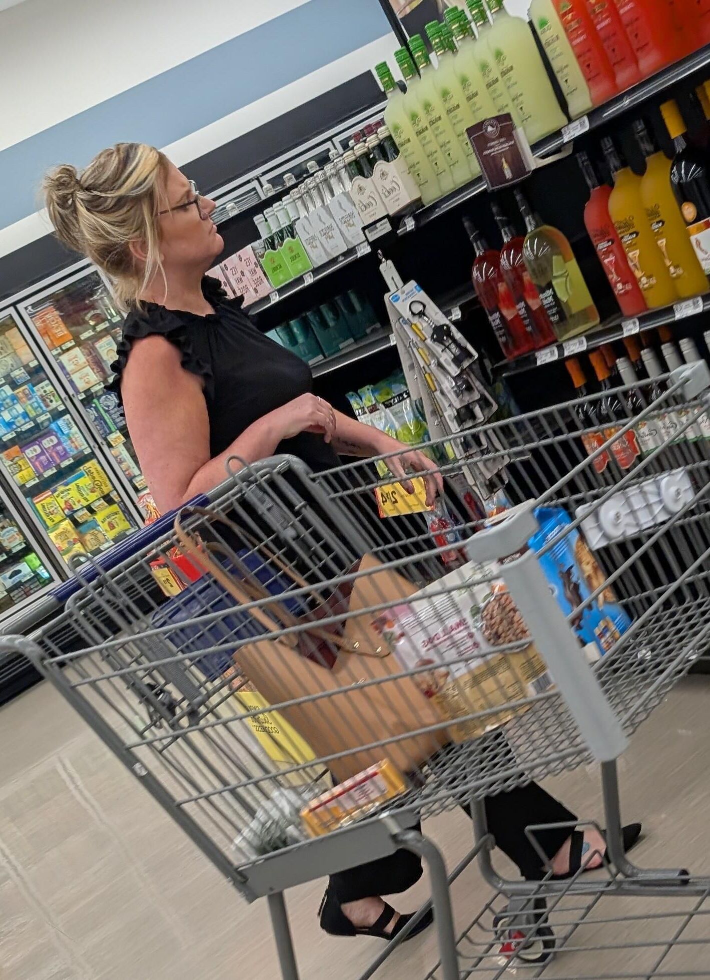 Shopping for milfs 