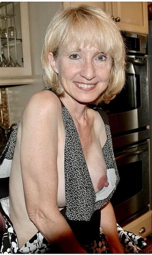 MILFs e Gilfs aleatórios