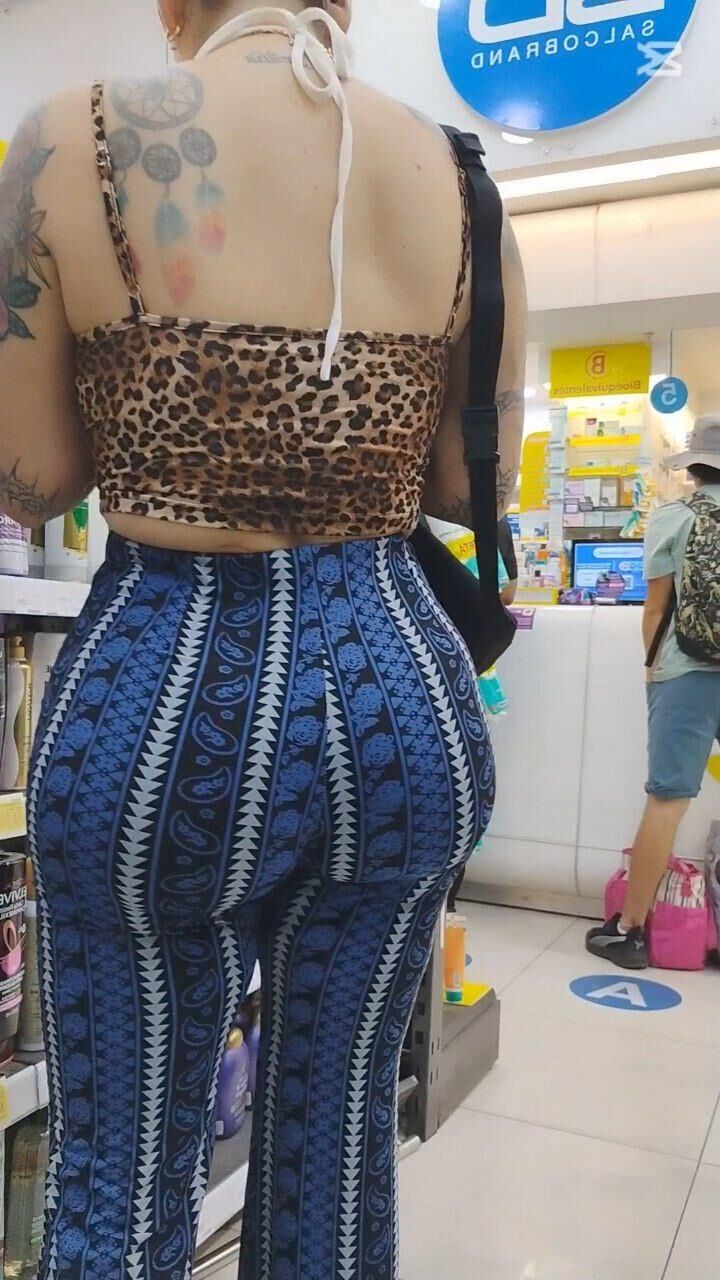 Candid Pawgs Tight Jeans and Pants