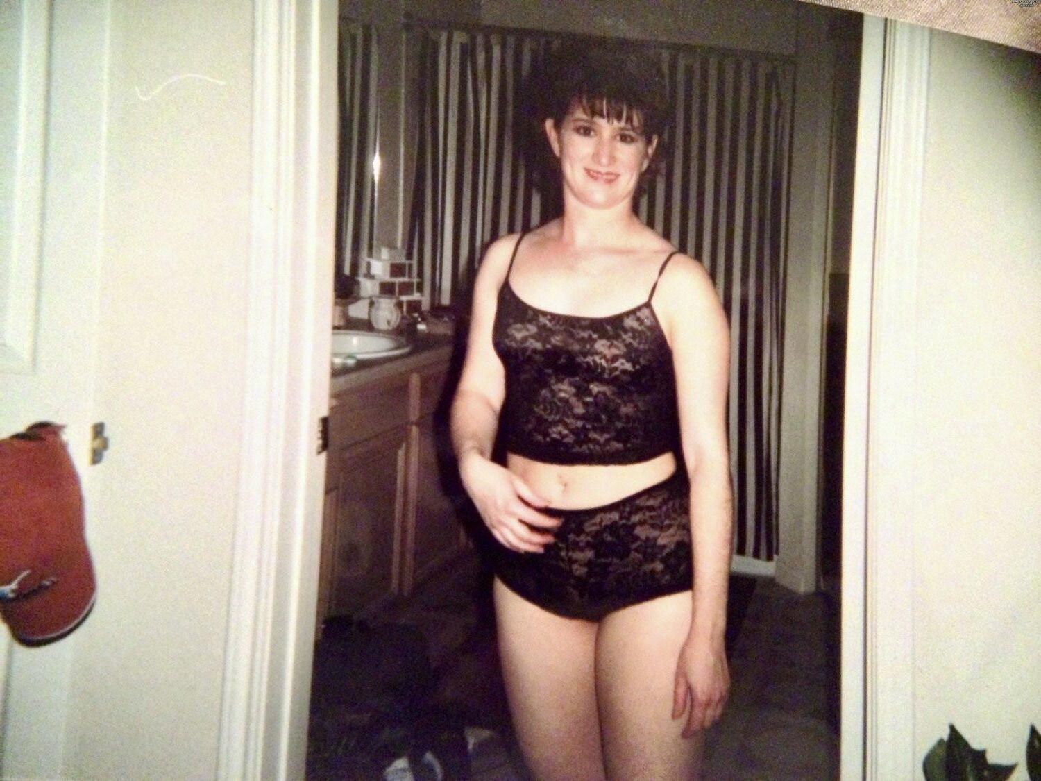 Sexy Amateur Slutwife Angela