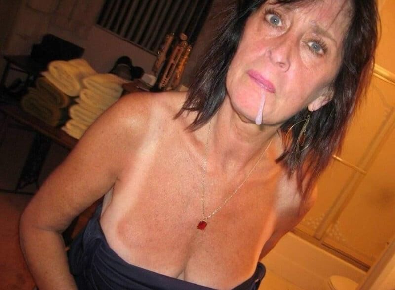 Milfs and mothers 