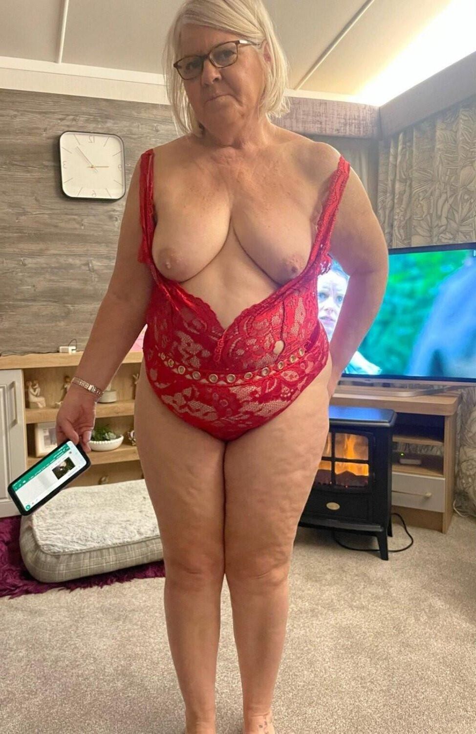 Real amateur wifes 