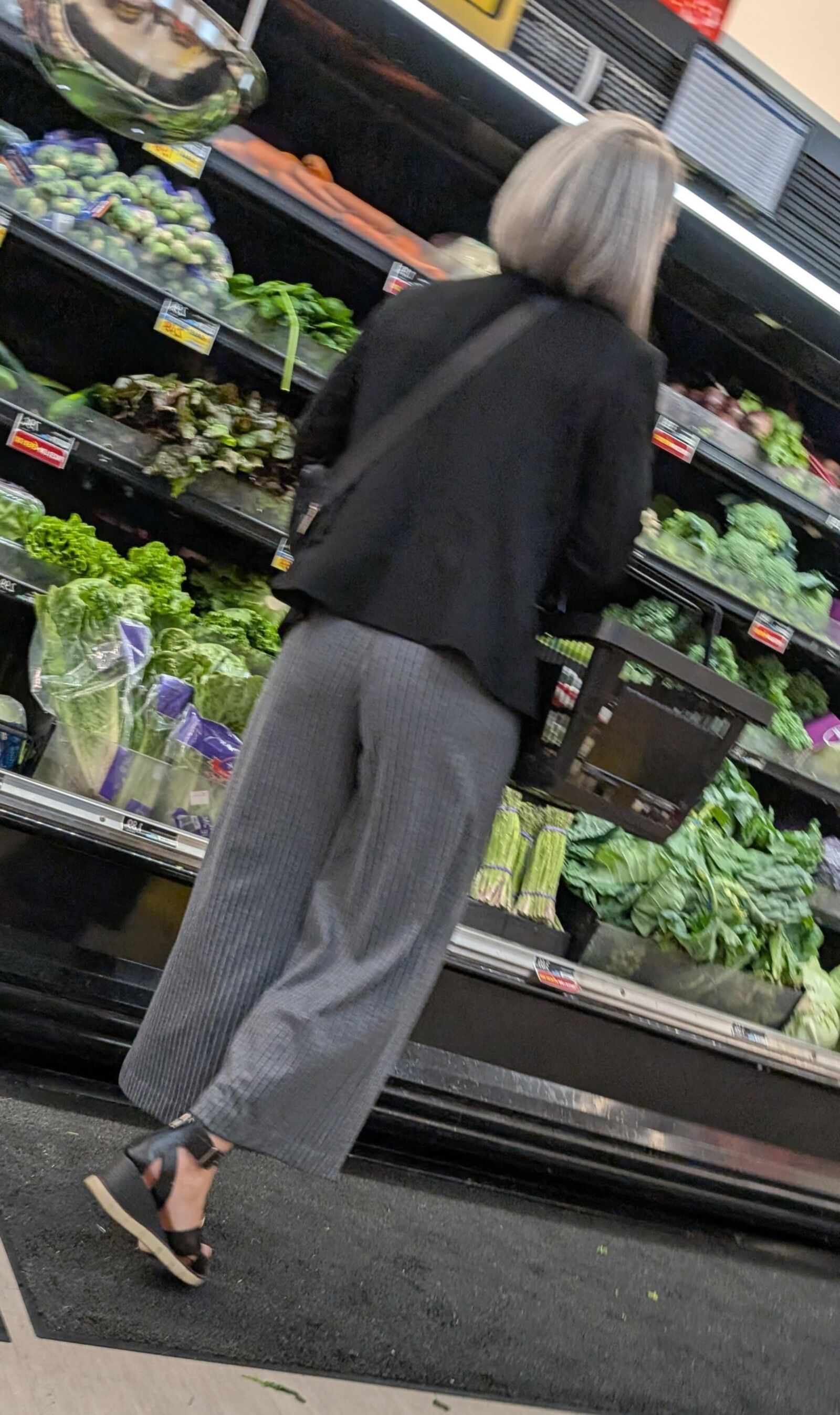 Shopping for milfs 