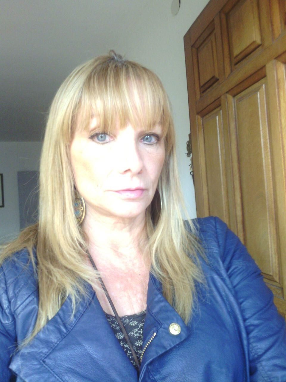 Andrea, meine liebe Mutter, she's still got it